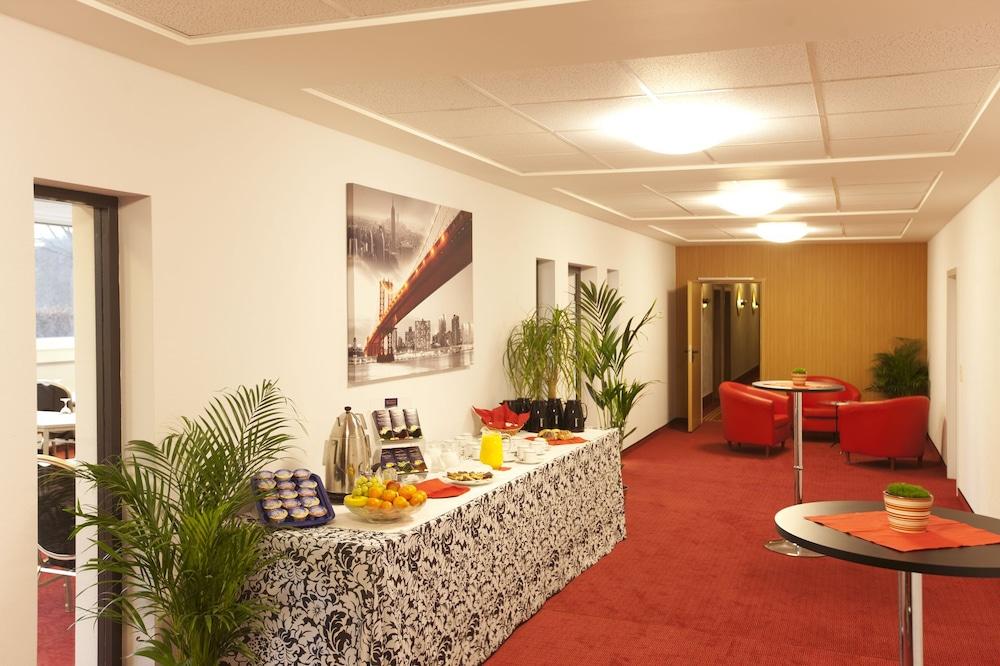 Arthotel Ambassador Wiesbaden - Free Parking Luaran gambar