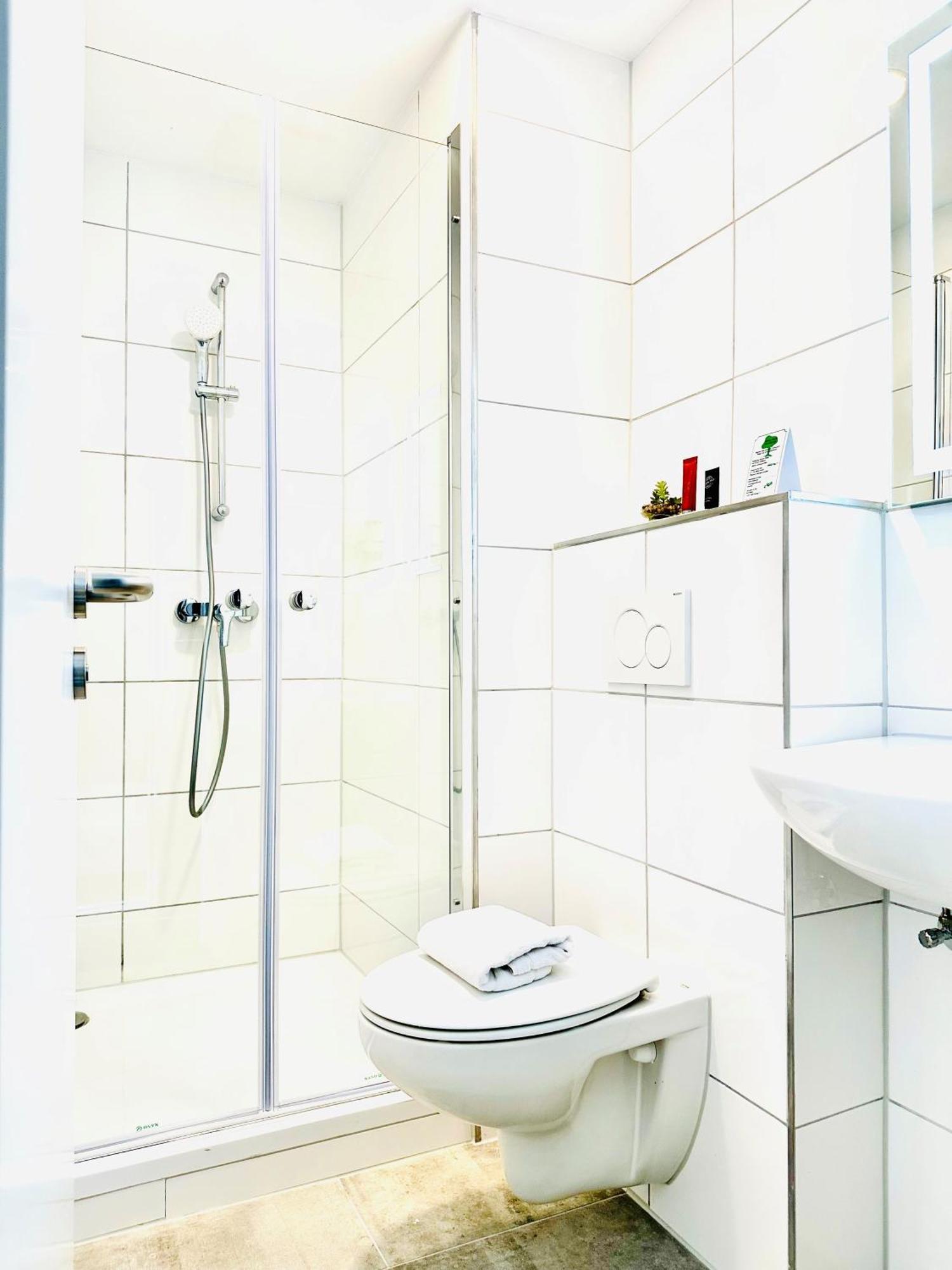 Arthotel Ambassador Wiesbaden - Free Parking Luaran gambar