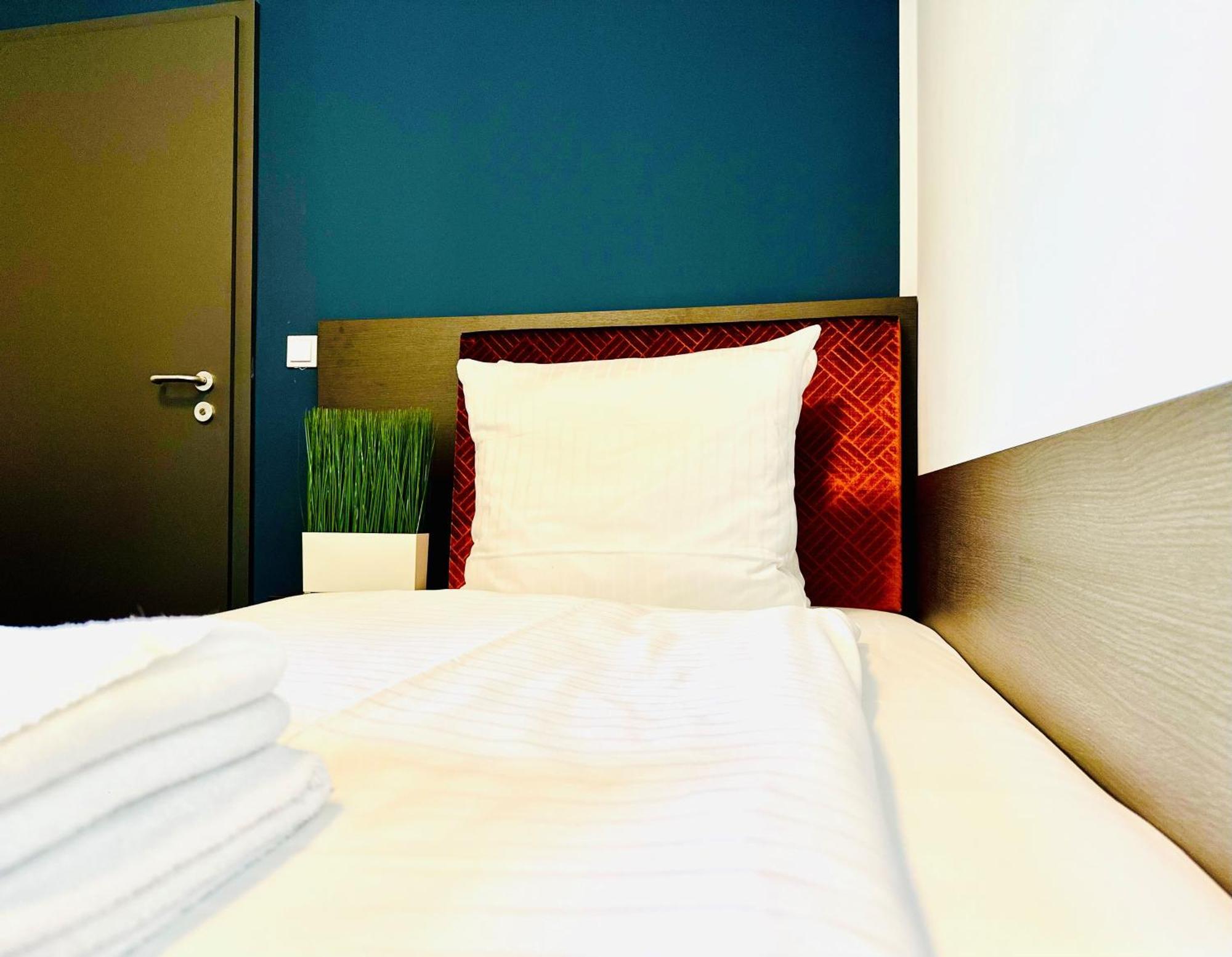 Arthotel Ambassador Wiesbaden - Free Parking Luaran gambar